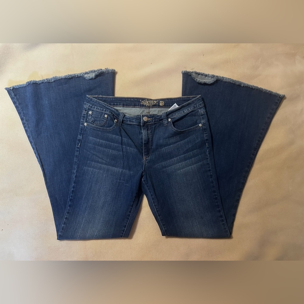 #478 Revolt Blue Flare Wide Leg Jeans Size 15 NEW